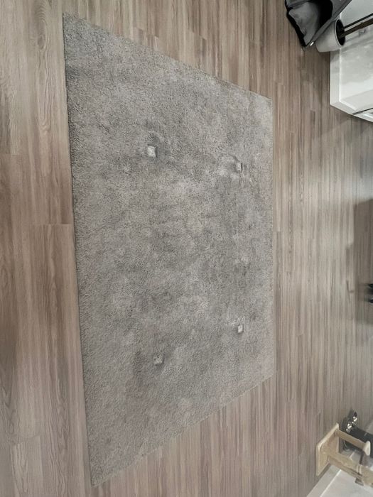 Vendo sofá e tapetes