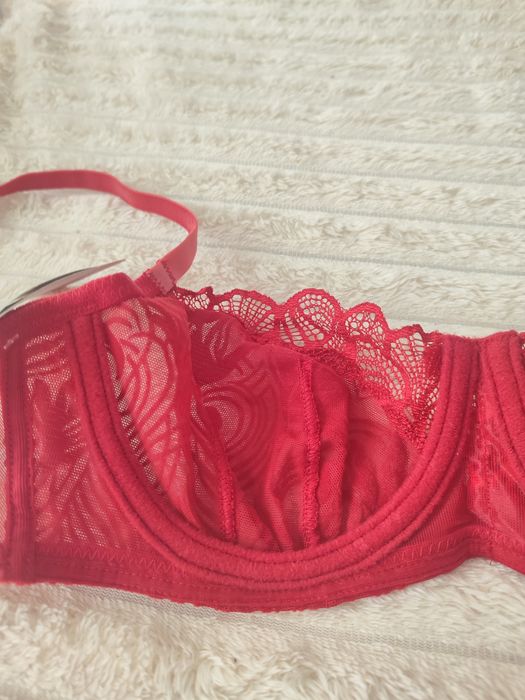 Biustonosz Triumph velvet spotlight 70 C