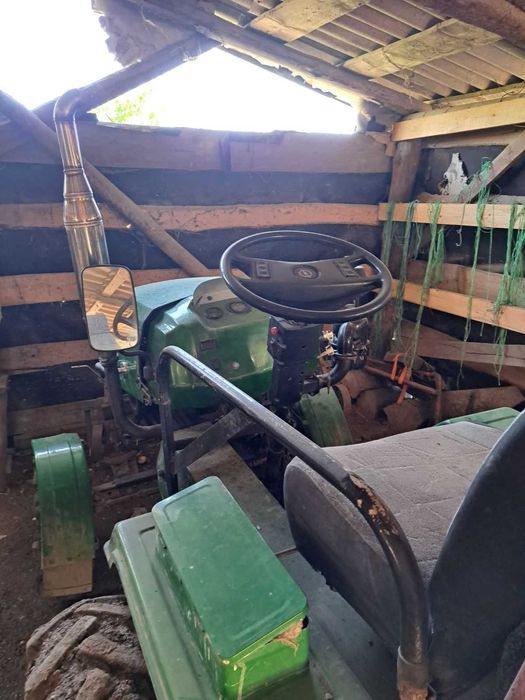 Трактор в хорошому стані