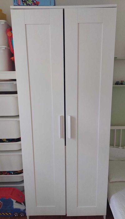 Roupeiro IKEA Brimnes