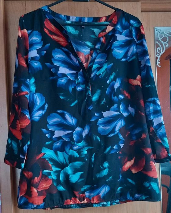 Bluzka w kwiaty wyraziste kolory Greenpoint