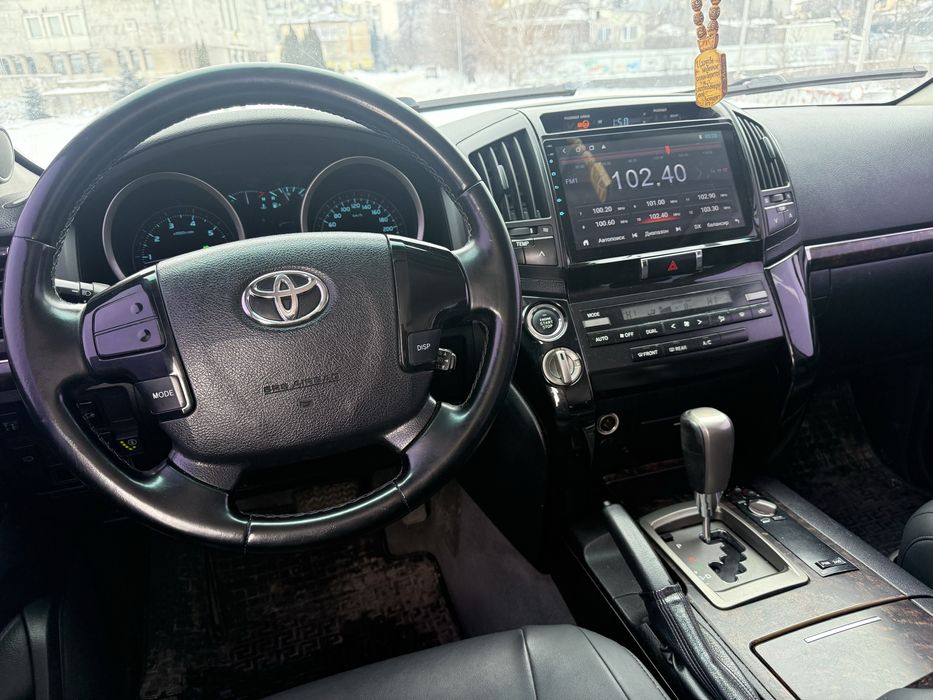 Toyota Lend Cruiser 200, 4.7 Газ/Бенз.