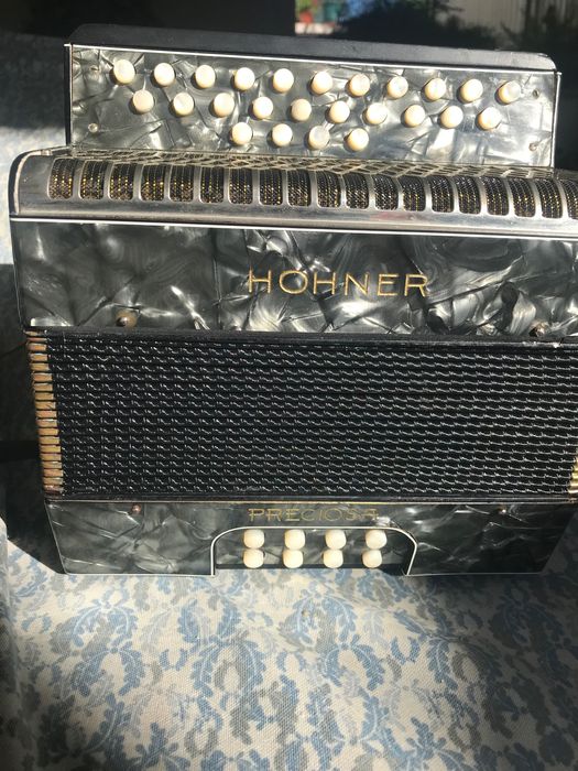 Vendo concertina em muito bom estado de conservação