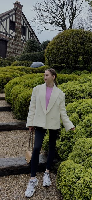 Пальто Bazhane молочне