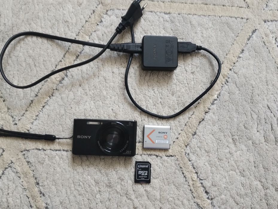 Sony Cyber-Shot DSC-W830