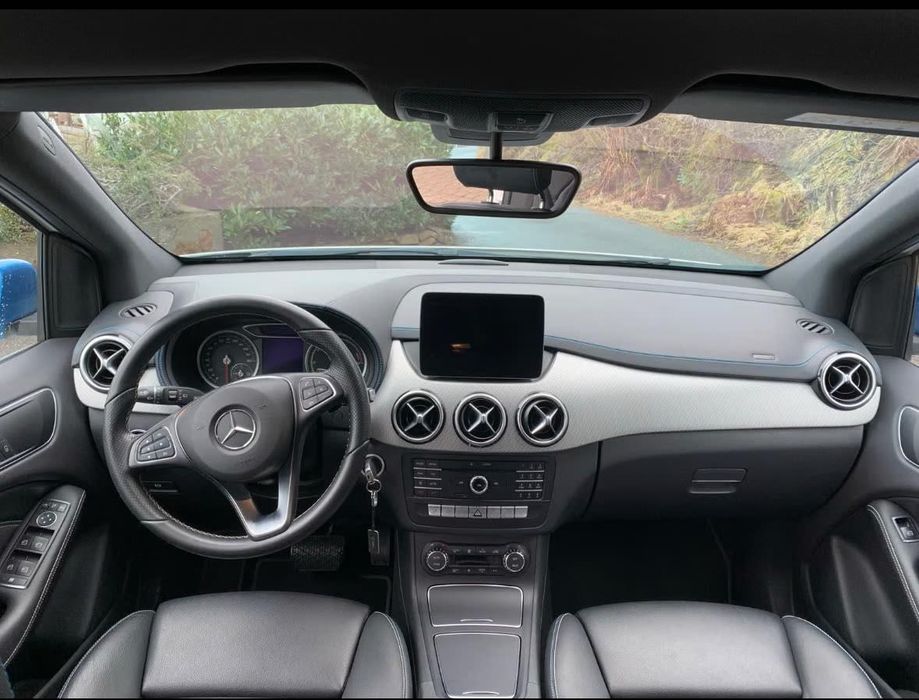 Mercedes B250-e 2016 року з Європи