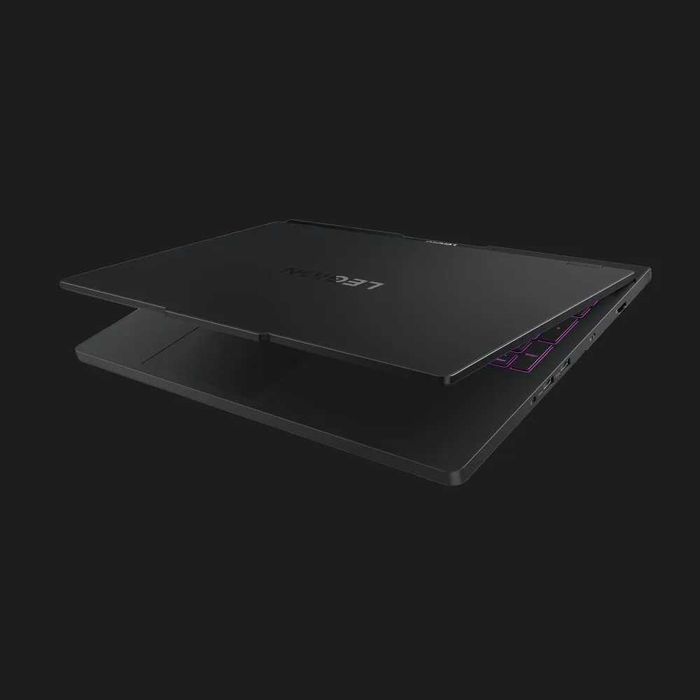 Lenovo Legion Pro 5 2025 R9 8940HX/RTX 5070/RAM 32GB/SSD 1TB/QHD 240Hz