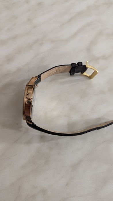 Часы Romanson швейцарские, годинник