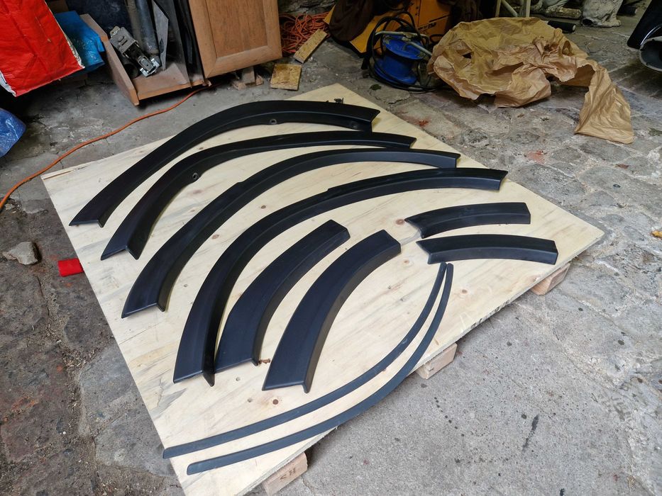 Nakładki na błotniki SUZUKI VITARA  - orginalne komplet!