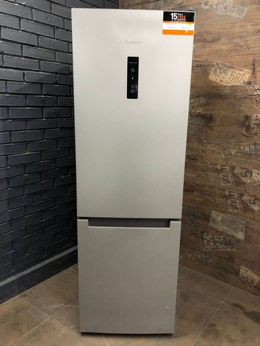 Холодильник Indesit  ITI 5181 S.Більше 4000 тисяч одиниць техніки.