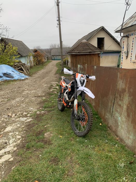 Продам мотоцикл едруро,єндуро spark sp250 p1