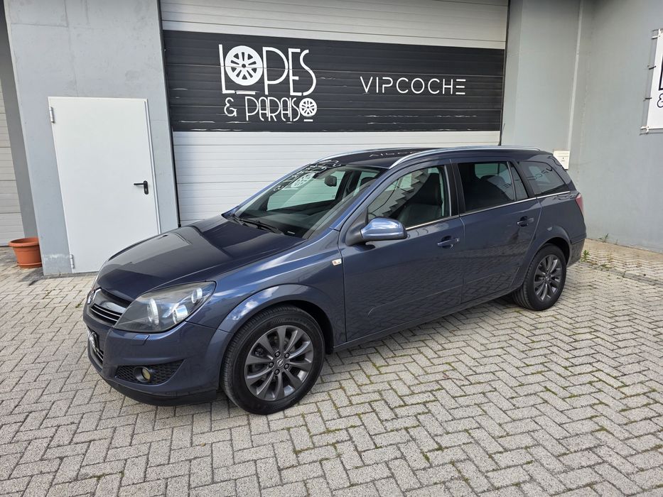 Opel Astra Caravan Cosmo Plus 1.7CDTI  - Excepcional