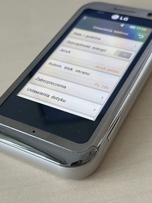 Smartfon LG KM900 Arena