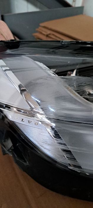 volvo v90 s90  lampa przednia  prawa