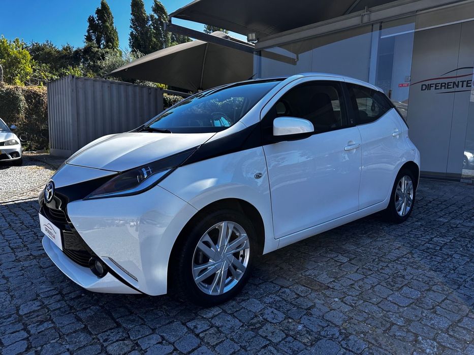 Toyota Aygo 1.0 X-Play Plus+X-Touch