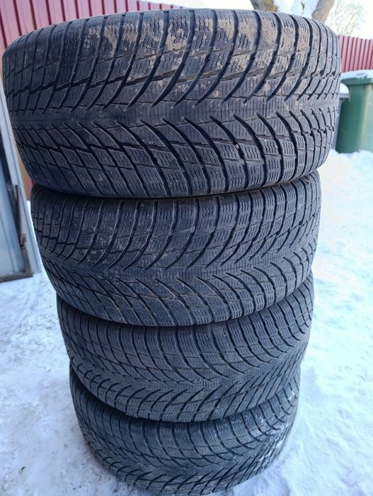 Opony zimowe 225/40 r18