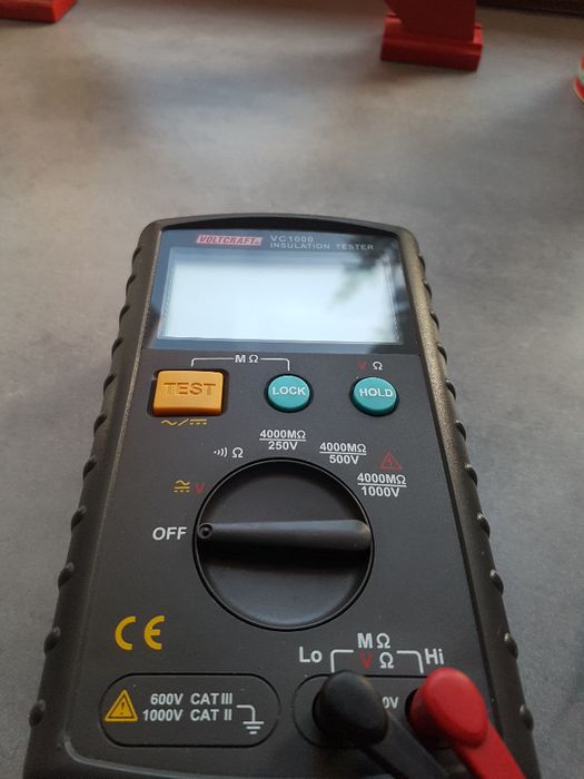 VOLTCRAFT VC1000 Insulation Tester Piękny