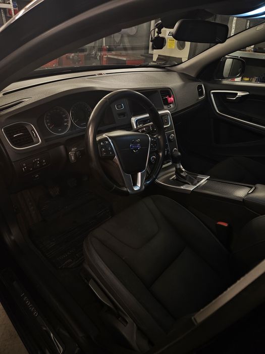 Volvo V60 1.6 150km T3