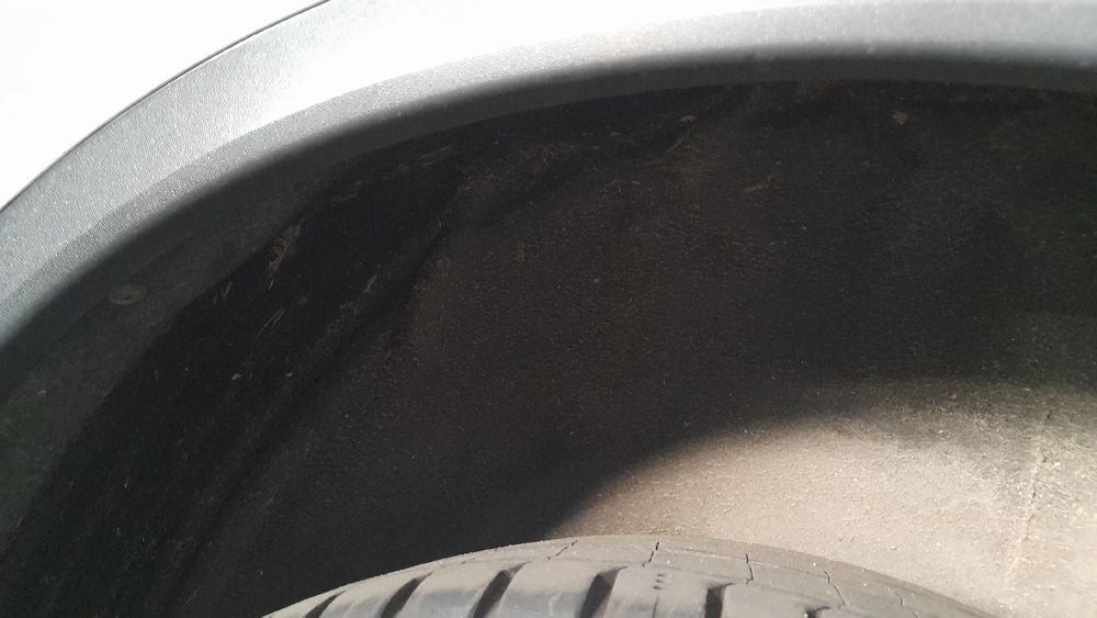 Cava roda trás esquerda PORSCHE Cayenne (92A)