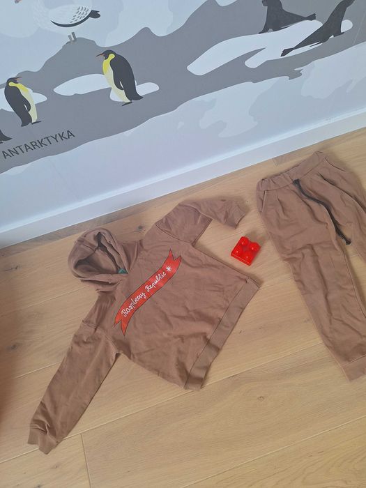 Dres dla dzieci- Raspberry Republic- like new- viralowy brąz i pomarańcz