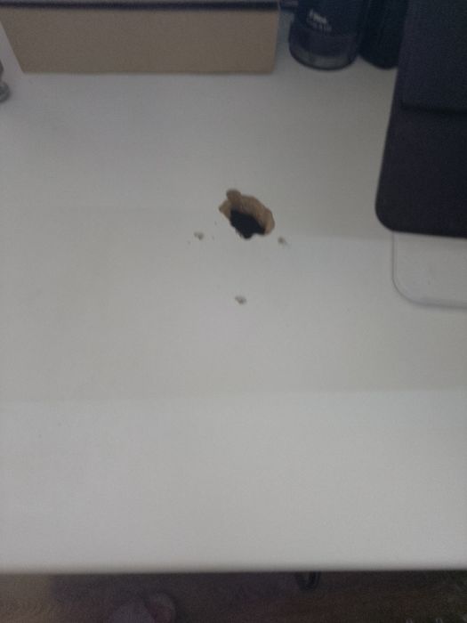 Стойка с двумя шкафами