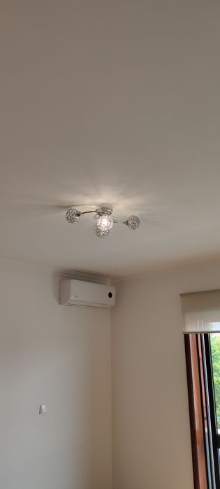 Conjunto de candeeiros para casa