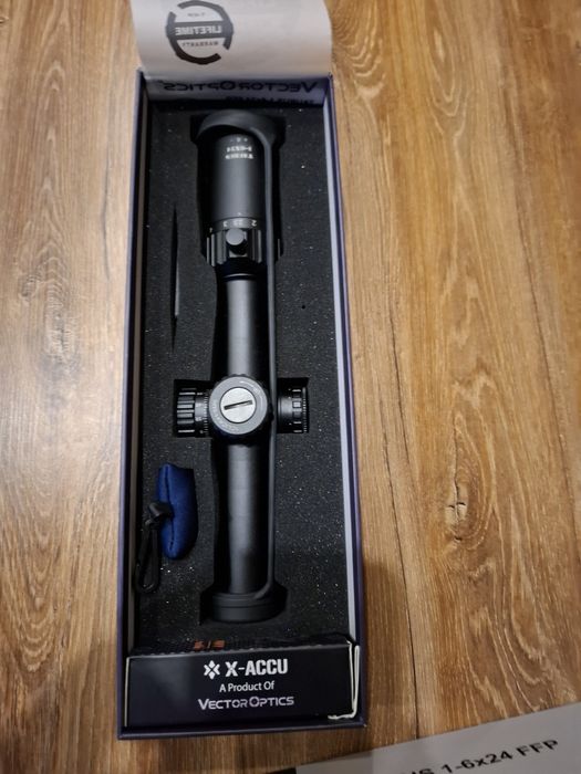 Luneta Vector Optics