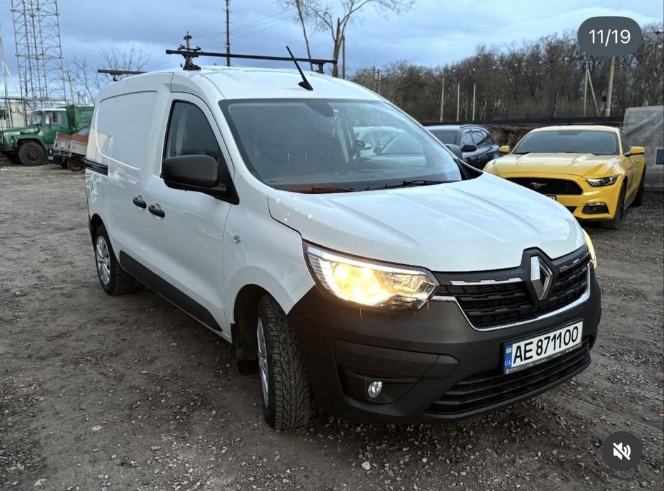 Авто Renault Express 2022