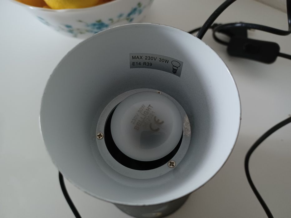 Base lampada de lava