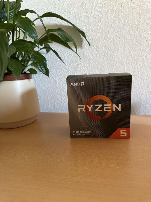 Процессор Ryzen 2200g з Vega 8+ новий кулер