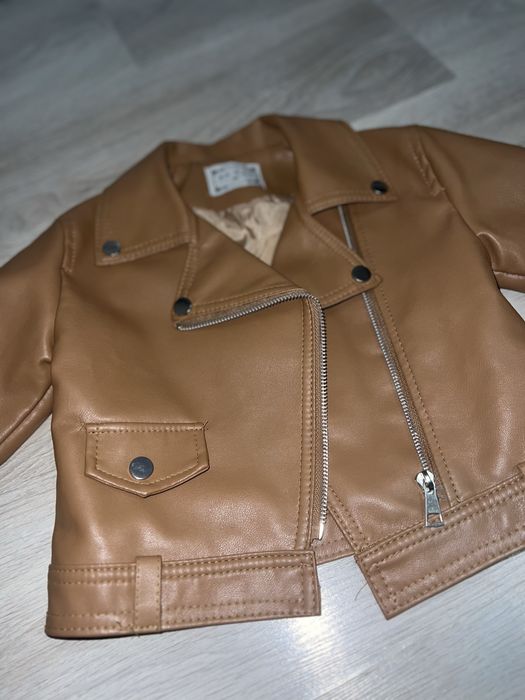 Курточка весняна з еко-шкіри