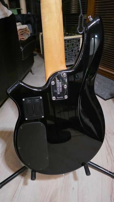 Gitara Basowa Musicman Bongo 5 HH Black