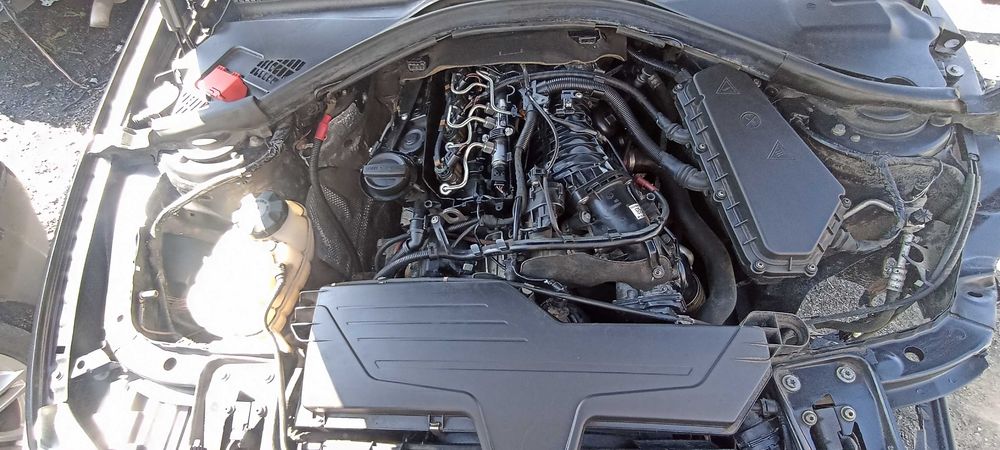 bmw 320 d  n47d20c  163 km f30 lak 475 samochód na części