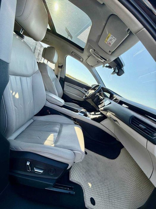 Audi e-tron 2019
