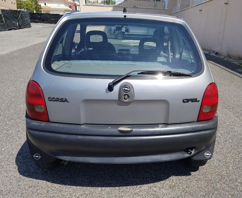 Opel Corsa B Swing 1995 - 2 portas - Ótimo estado