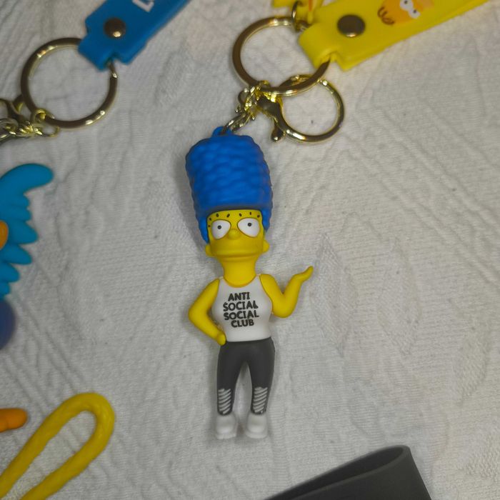 Porta-Chaves Dragon Ball, Simpsons, Looney Tunes