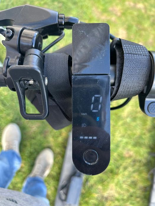 VENDO] Pack 2 Trotinetes Elétricas (Xiaomi Pro 2 Mercedes F1 + Segway-Ninebot) – Excelente Estado!