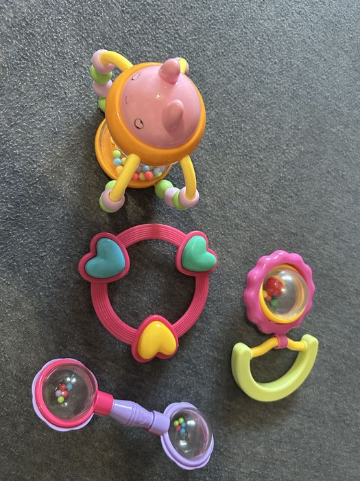 Grzechotki dla niemowlaka