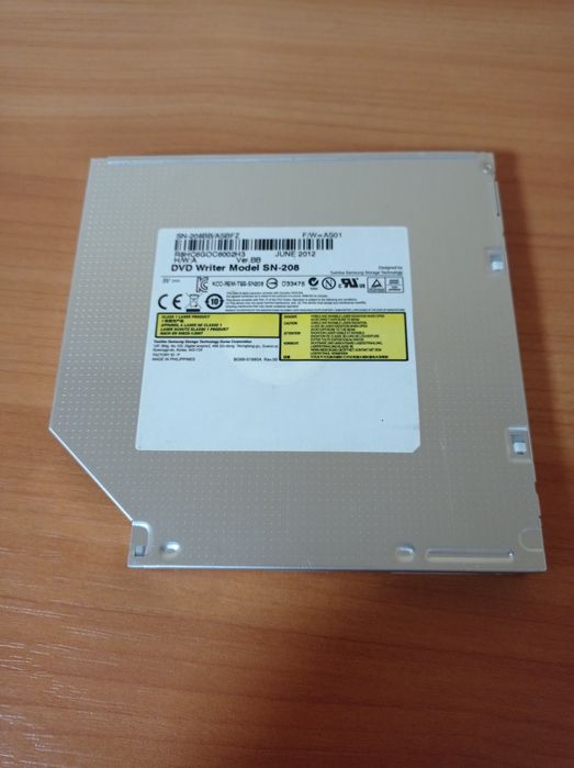 Оптичний привід Asus DVD+/-RW SATA SDRW-08U1MT/BLK/B/GEN Black Bulk
