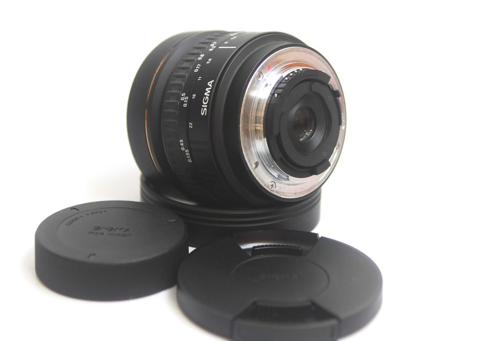 Lente Sigma 8mm Fisheye para Nikon em muito bom estado