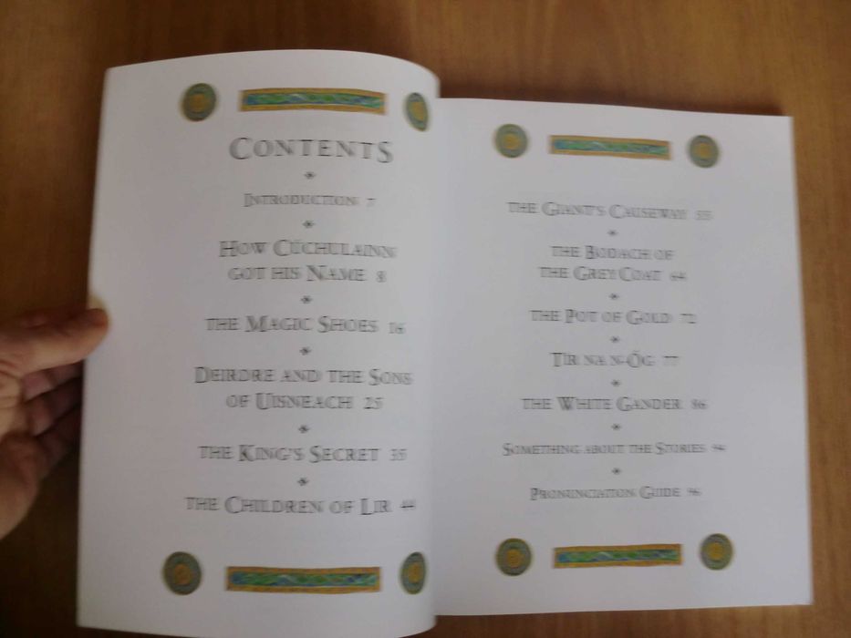 The O'Brien Book of Irish Fairy Tales and Legends por Una Leavy