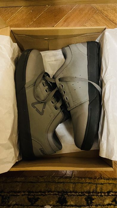 Вело кросівки Leatt Flat 2.0, US7