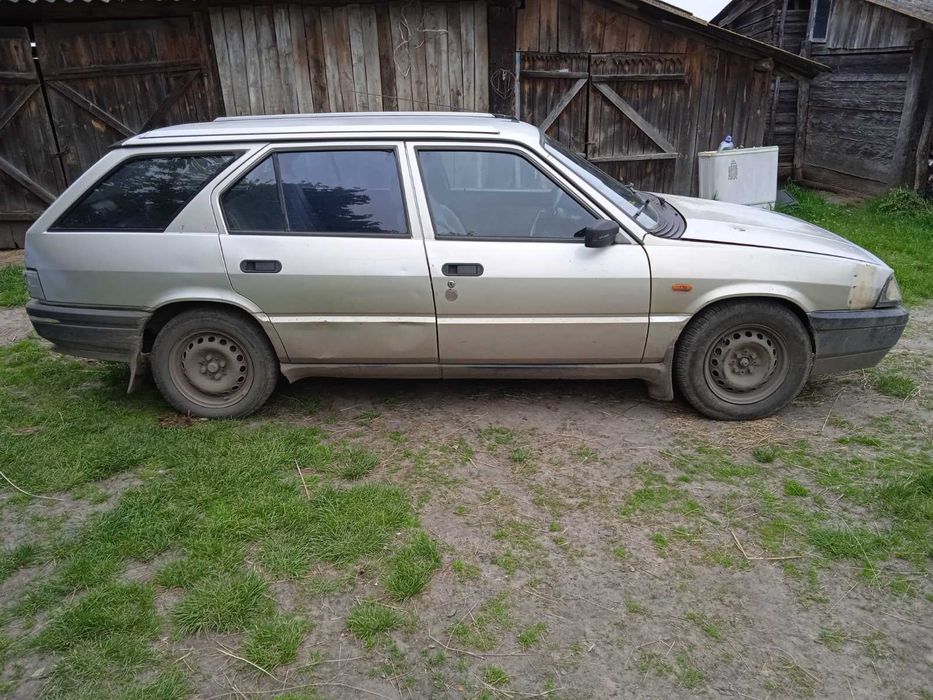 Альфа Ромео Волинська область