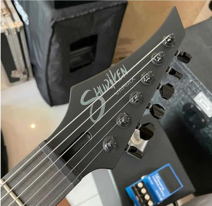 Rara Guitarra Line6 Shuriken VariaxSR250-Stevic MacKay-TwelveFootNinja