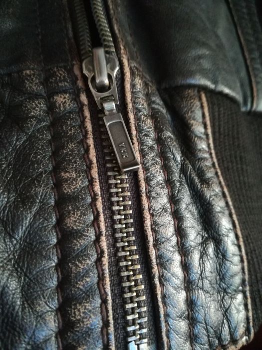 Кожаный бомбер Leathertex