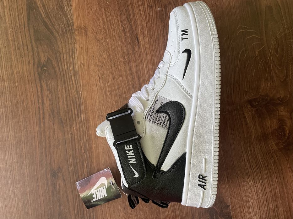 Продам Кросівки Nike