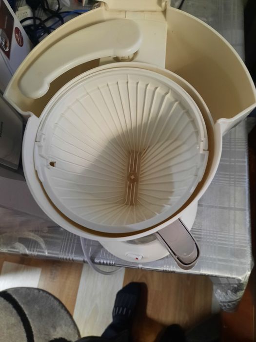 Продам кавоварку FHILIPS HD7447