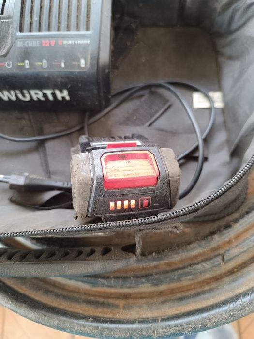 Carregador + Bateria Würth 12V 2Ah M-CUBE