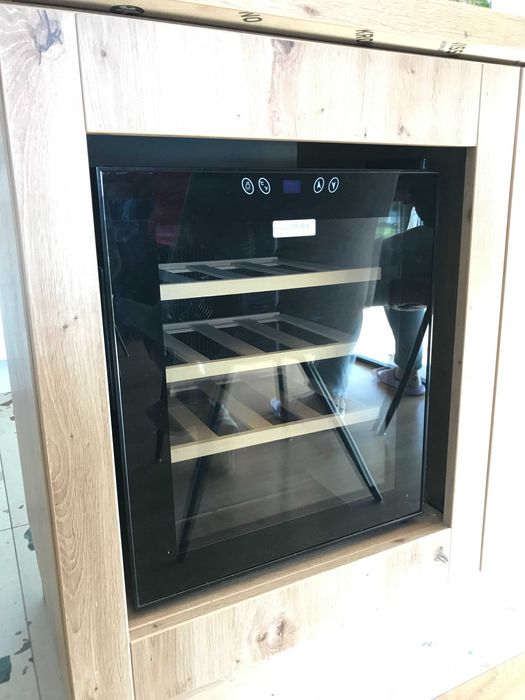 Lodówka do wina MPM 48 CW