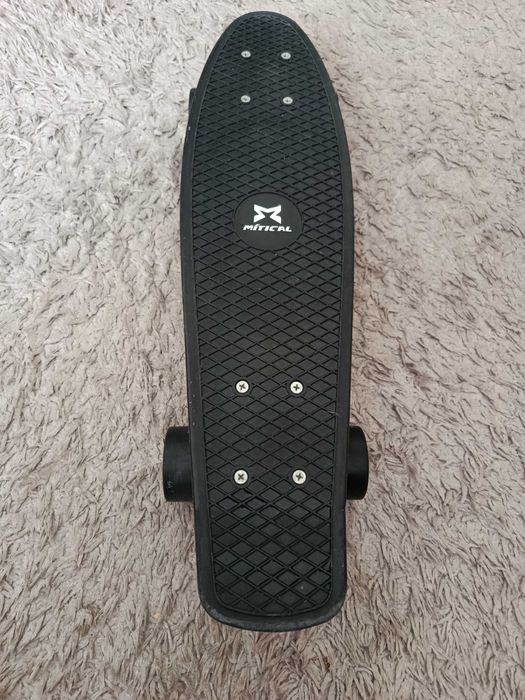 VENDE Mini Skate Preto Mítical